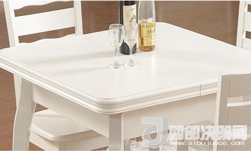 喜歡白色餐桌 但椅子該如何搭配？