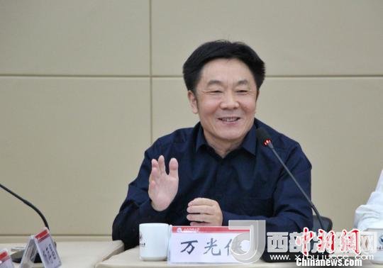 圖為山東師范大學(xué)副校長萬光俠在開幕式上發(fā)言?！≮w曉 攝